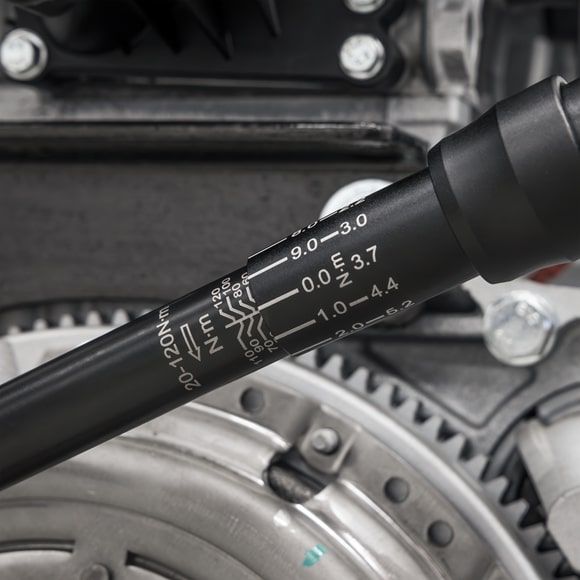 Sealey STW903B Calibrated Micrometer Torque Wrench 3/8"Sq Drive 20-120Nm