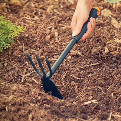 Fiskars Ergo Cultivator Hoe