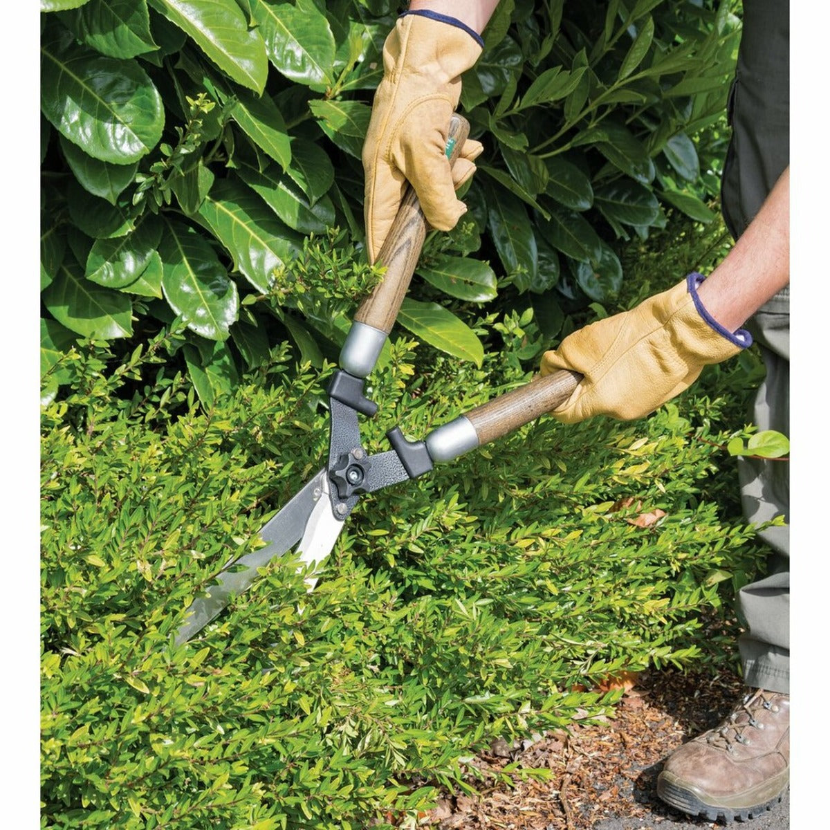 Draper 36792 Garden Shears with Wave Edges and Ash Handles (230mm)