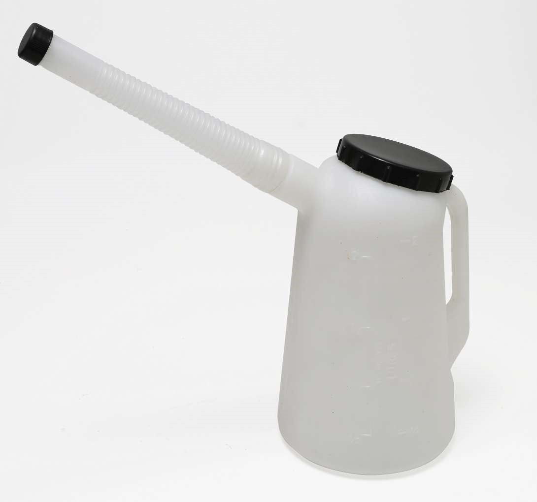 Hilka Plastic Measuring Jug 2L with Lid Spout